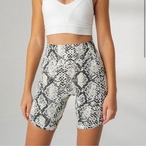 Balance athletica snake print rider short